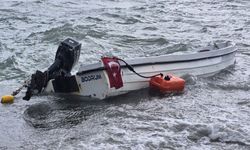 Bodrum'da fırtına tekneleri kıyıya sürükledi