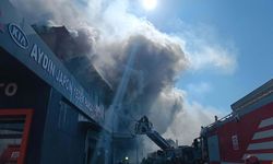 Buca 6'ncı Sanayi Sitesi'nde yedek parça dükkanında yangın paniği