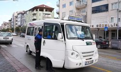 Denizli Büyükşehir Zabıtası minibüsleri denetledi!