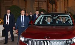 Erdoğan'dan Sisi'ye Togg hediyesi Kahire'de