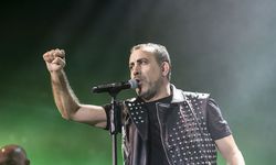 Haluk Levent'e uluslararası övgü