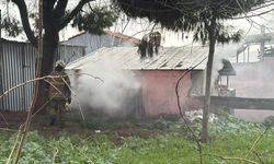 İzmir Konak'ta evde silahlar konuştu!