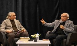 Karanlıktan aydınlığa: Hidayet Karakuş Bornova'da