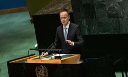 Macaristan'dan Ukrayna'ya Yakıt Kararı