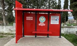 Manisa'da Toplu Taşıma Duraklarına Modern Dokunuş