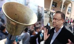 Okul zilinde 'Kabe'de hacılar' ilahisine veli tepkisi