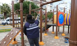 Başkan Anıl Yetişkin ile Efeler'in parkları daha güvenli daha konforlu