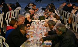 Bornova'da Kadir Gecesi'nde büyük iftar buluşması