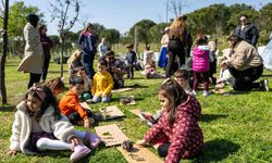 Bornova'da minikler öğrenerek eğlendi