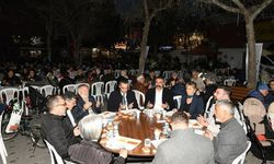 Çiğli'de Kadir Gecesi'nde binler aynı sofrada buluştu