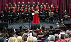 Dayanışmanın türküsü Bornova'da yükseldi