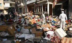 Karabağlar'da çöp ev dehşete düşürdü