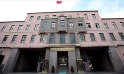 MSB: İran'dan atılan 4. füze etkisiz hale getirildi