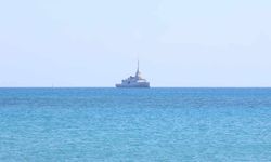 Yunan fırkateyni Limasol açıklarında