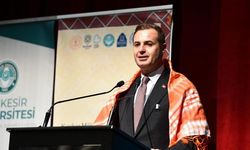 Akın 'Balıkesir milli birliğin ve beraberliğin merkezidir'