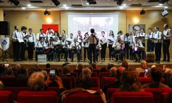 Buca'da notalar farkındalık için yükseldi