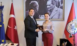 Konak'ta Makedonya rüzgarı esti