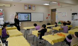 Kuşadası Belediyesi'nden öğrencilere çevre ve geri dönüşüm hizmeti