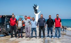 Kuşadası Belediyesi'nden sahil bandında yoğun mesai