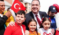 Manisa'da 23 Nisan coşkusu ve Başkan Dutlulu'dan mesaj