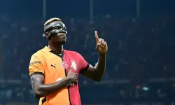 Osimhen sahalara ne zaman geri dönecek?