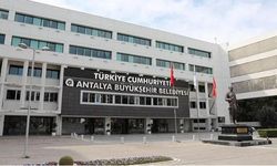 Antalya Büyükşehir'e operasyon: 27 kişi adliyede