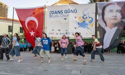 Bornova'da Dünya Dans Günü kutlaması