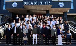 Gençler Buca'da geleceği konuştu