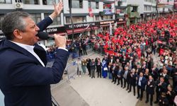 Özel'den ABD'ye sert 'meşruiyet' tepkisi