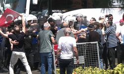 Özgür Özel'in İzmir buluşmasında gerginlik