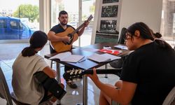 Başkan Yetişkin'den karne hediyesi