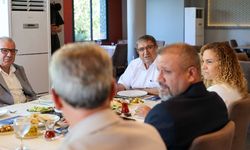 Başkan Vekili Benzer'den siyaset üstü adım