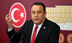 CHP'li Adnan Beker partisinden istifa etti