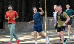 Macron, NATO Zirvesi öncesi sabah koşusu yaptı