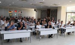 Söke CHP'de 8 meclis üyesi istifa etti