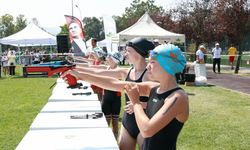 Triathle yarışları Osmangazi'de nefes kesti