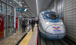 Ankara-İzmir arası tren yolculuğu 3,5 saate inecek