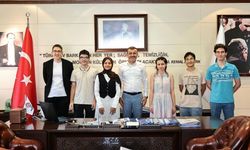 Çavuşoğlu: 'Sizlerle gurur duyuyoruz'