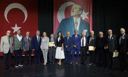 Konak'ta sporun emektarlarına vefa gecesi