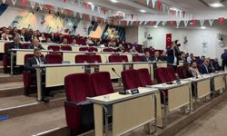 AKP'ye geçişin ardından Çiğli'de meclis toplanamadı