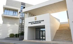 Azerbaycan'dan 7 Türk hakkında gıyabi tutuklama kararı