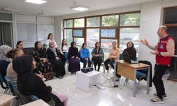 Konak'ta afet farkındalık eğitimleri devam ediyor