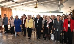 Kuşadası'nda 'Kadınlar var' zirvesi başladı