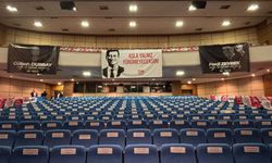 Yeni Parti İzmir'de kongre heyecanı: İmamoğlu ile merhum başkanlar da salonda!