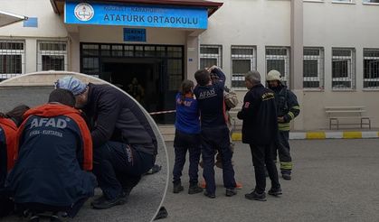 Kocaeli'nde korkunç olay... Okulda cıva tüpü kırıldı!