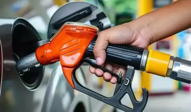 Dün iptal edilmişti: Benzine yeniden zam yolda!
