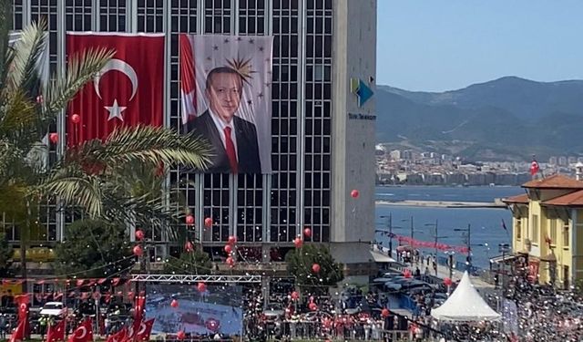 19 mayıs İzmir de büyük coşkuyla kutlandı