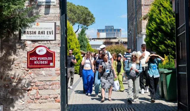 Başkan Mutlu, 11 ülkeden gençlerle bir araya geldi