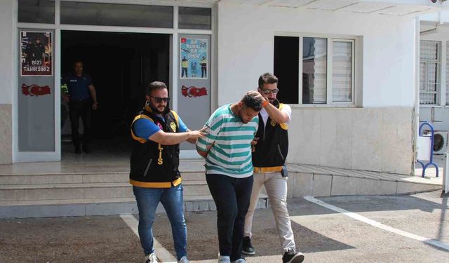 Adana’da komşu sevmeyen şüpheli 7 araca zarar verdi