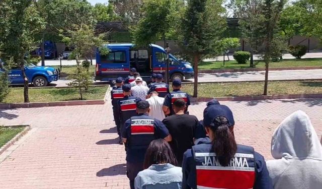 Aksaray’da uyuşturucudan gözaltına alınan 3 kişi tutuklandı